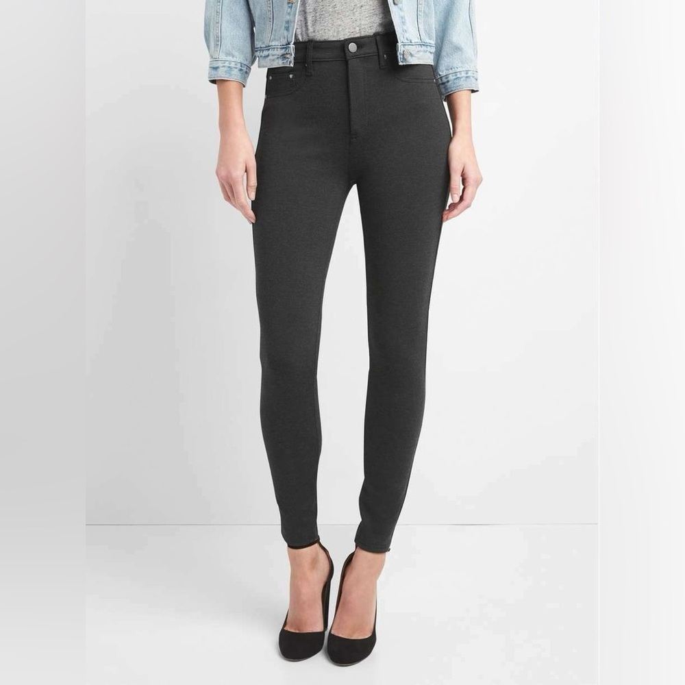 GAP Women's leggings pants Size 8